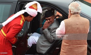 KP Oli In car